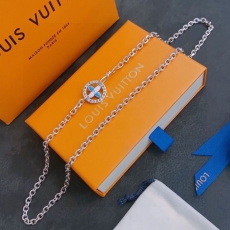 Louis Vuitton Necklaces